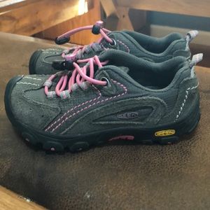 Kids Keen shoes